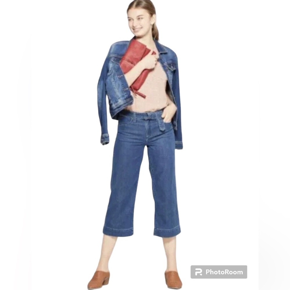 Universal Thread Wide Leg Crop / Size 4/27R